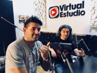 Emiliano Obregón y César F.R. en el estudio